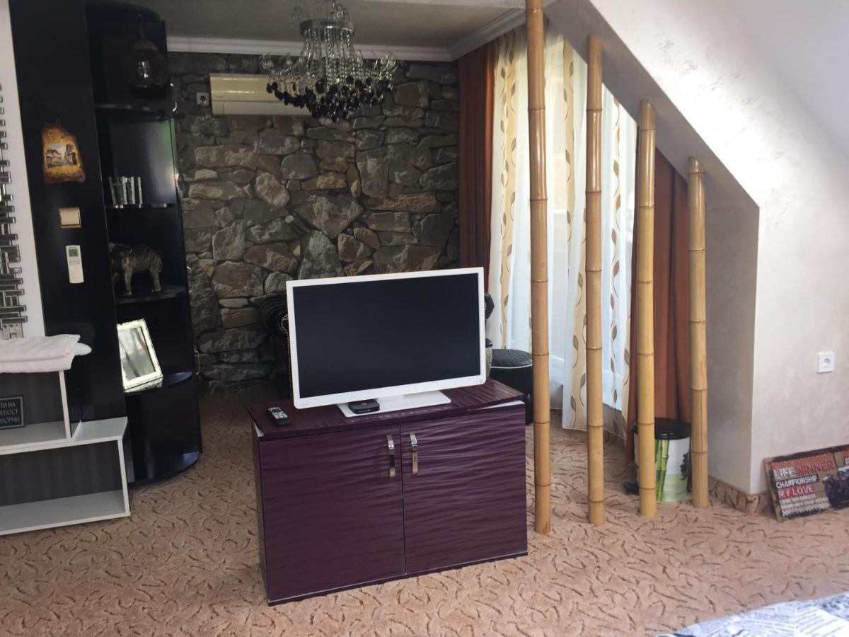 Стаи За Гости Топ Старс Смолян Exteriör bild